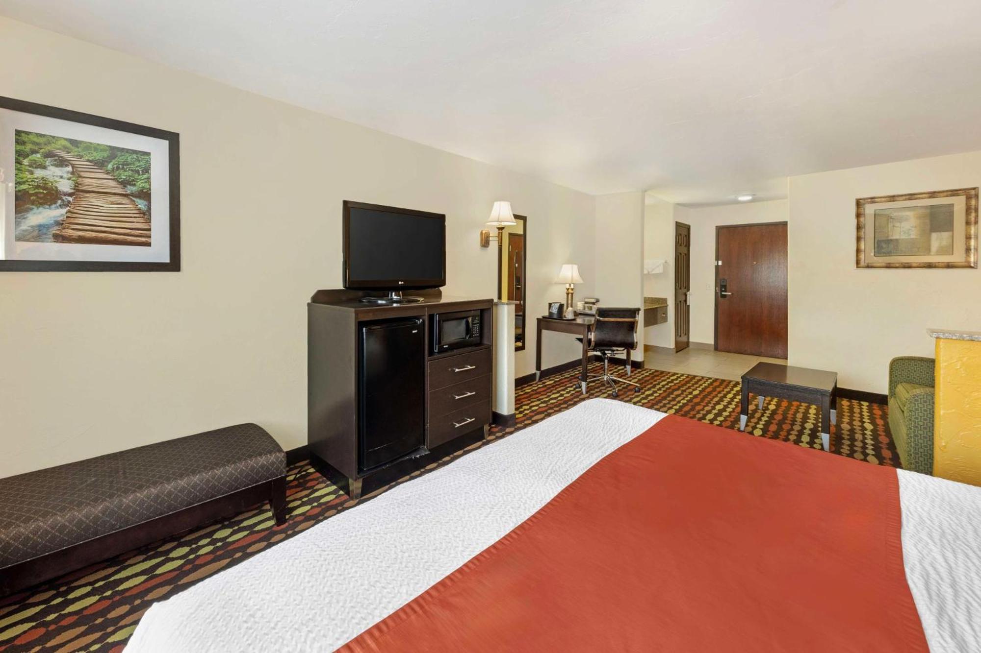 Best Western Greentree Inn & Suites Moore Eksteriør billede