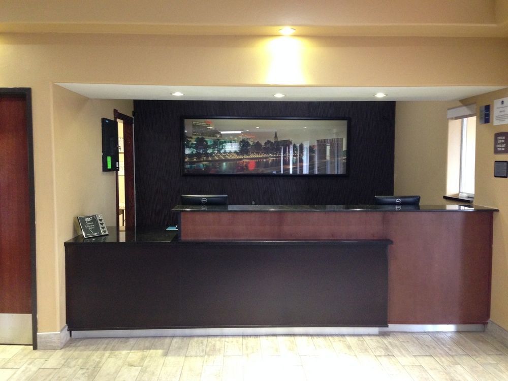 Best Western Greentree Inn & Suites Moore Eksteriør billede