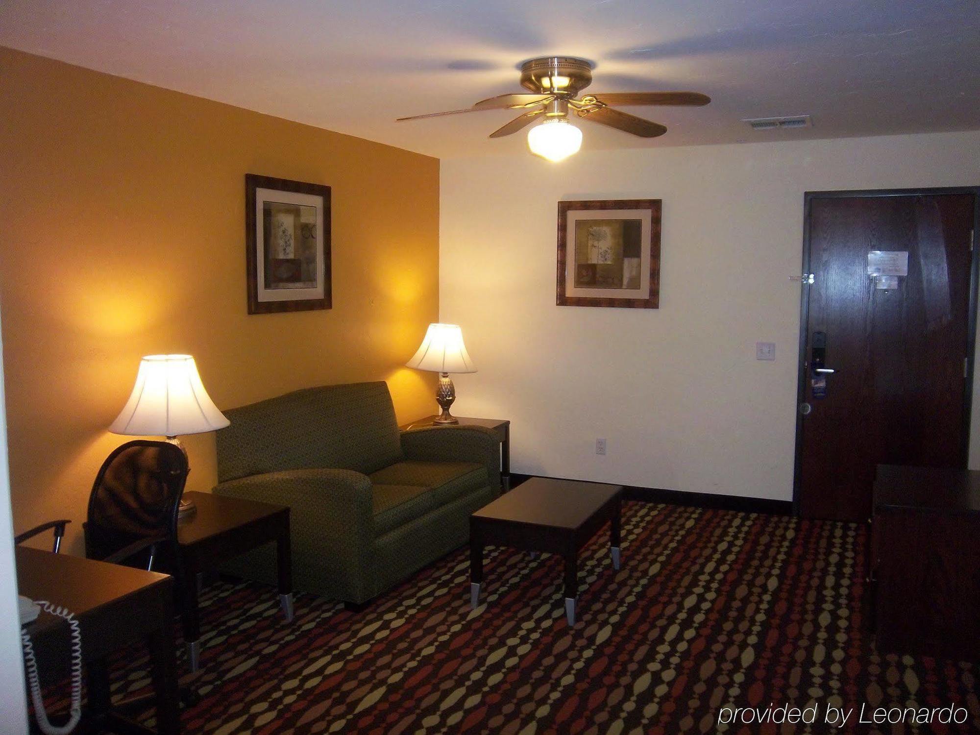Best Western Greentree Inn & Suites Moore Eksteriør billede